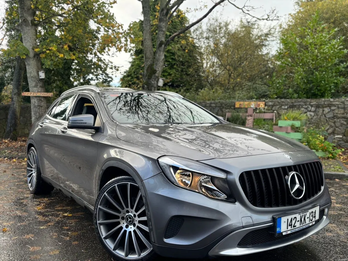 142 Mercedes Benz GLA 2.1 cdi urban spec Amg
