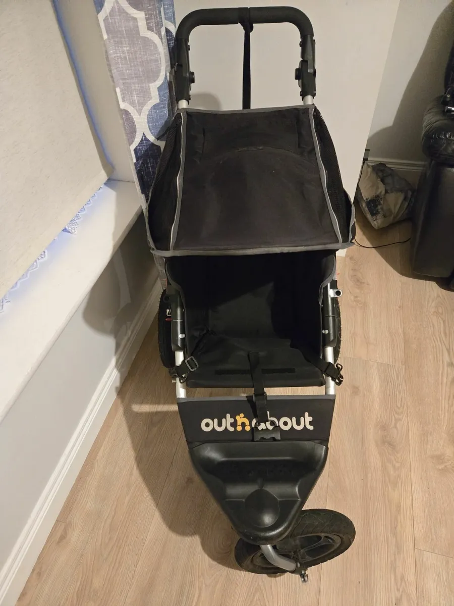 Out & About single buggy