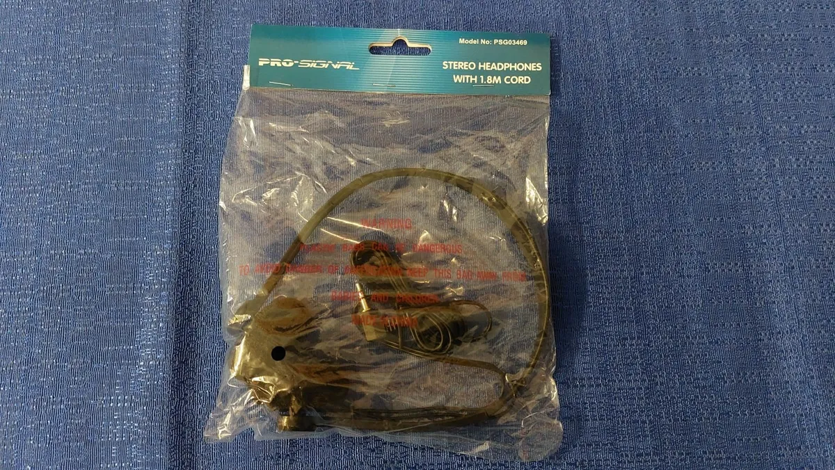 Pro signal Stereo Headphones with 1.8m cord`