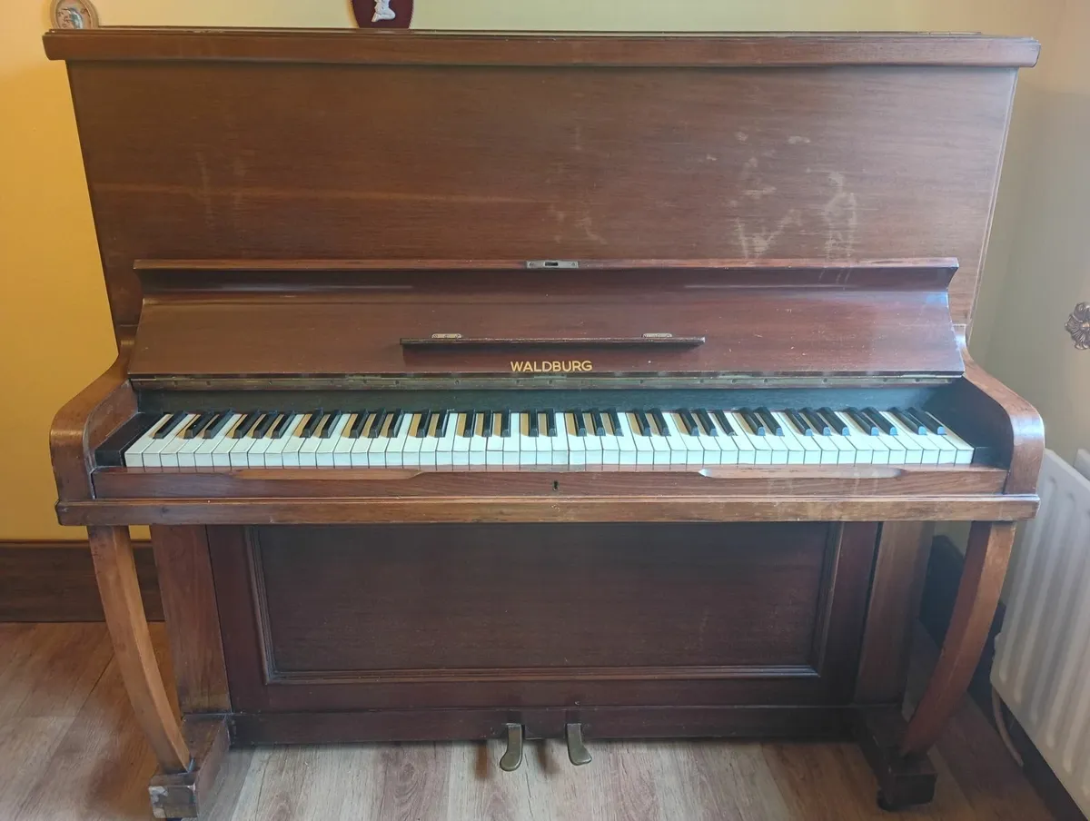 Piano Upright