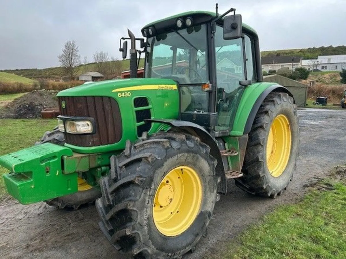 John Deere 6430