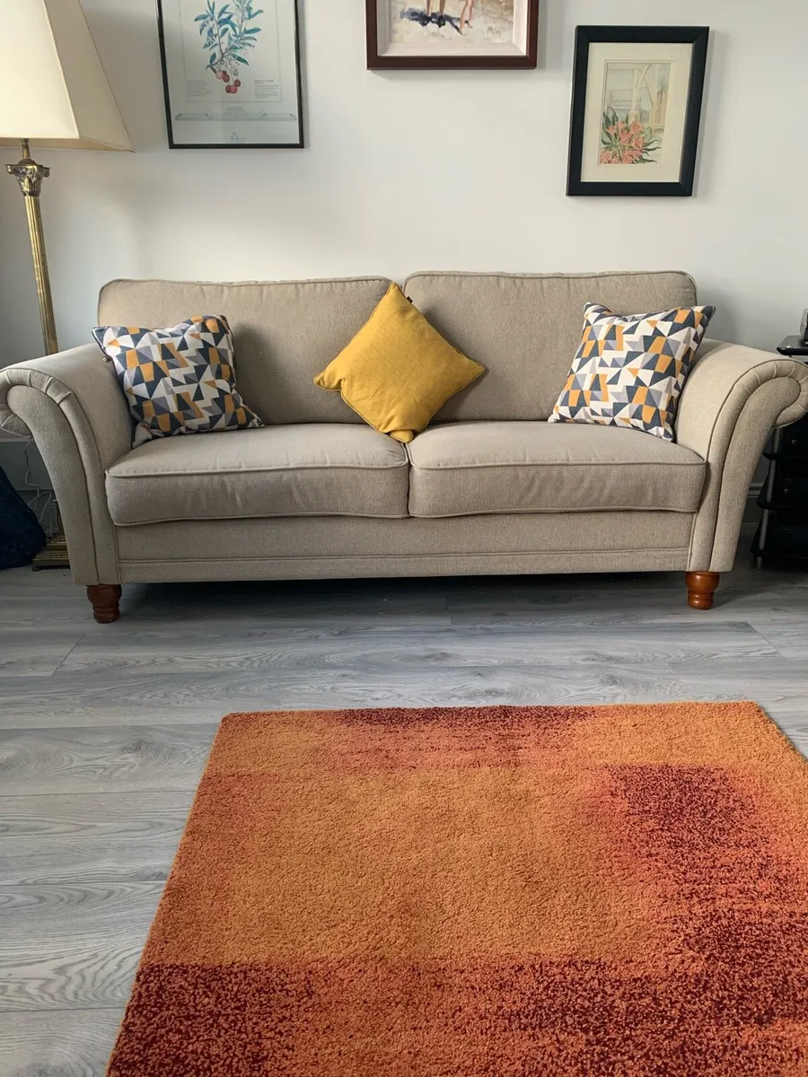 3-Seater Sofa, very good condition